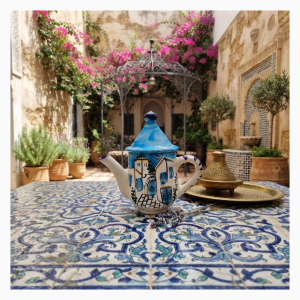 Théière artisanale motif village turquoise – Taille M