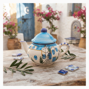 Théière artisanale motif village bleu marine – Taille M (Modèle 2)