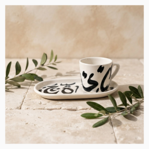 Duo tasse & sous-tasse ovale – Collection Calligraphie (Modèle 2)